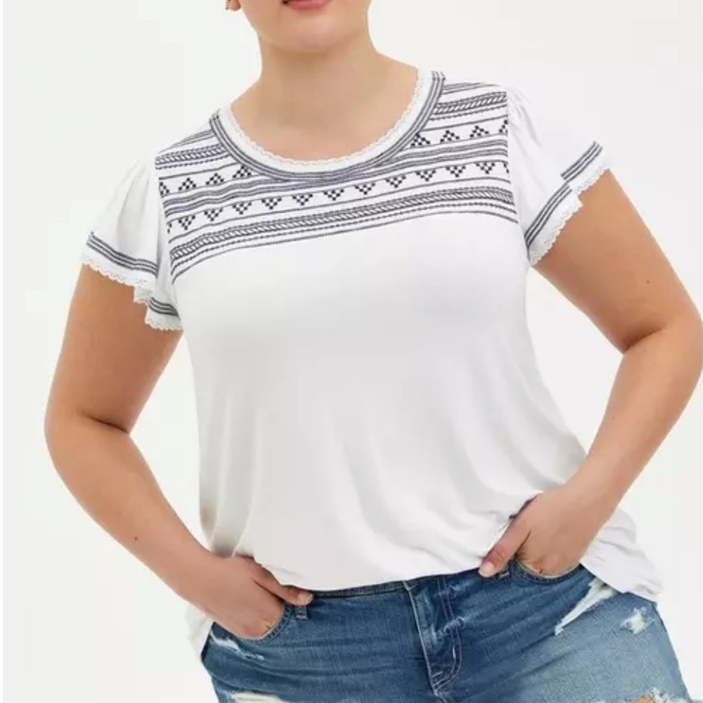 NWOT Torrid Super Soft Crewneck Embroidered Flutter Sleeve Top, sz 0 - Picture 2 of 8